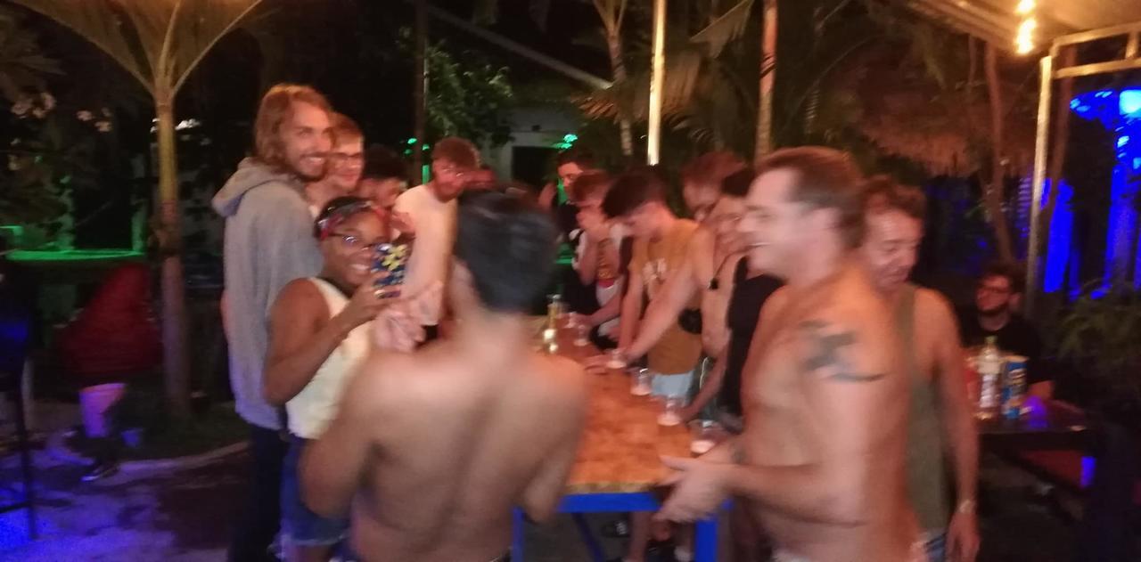 Yolo Hostel Сиемрип Экстерьер фото