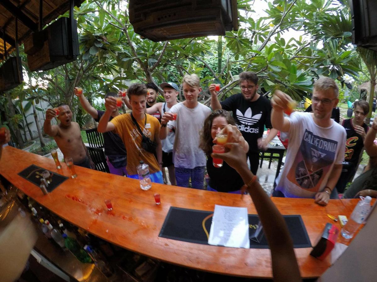 Yolo Hostel Сиемрип Экстерьер фото