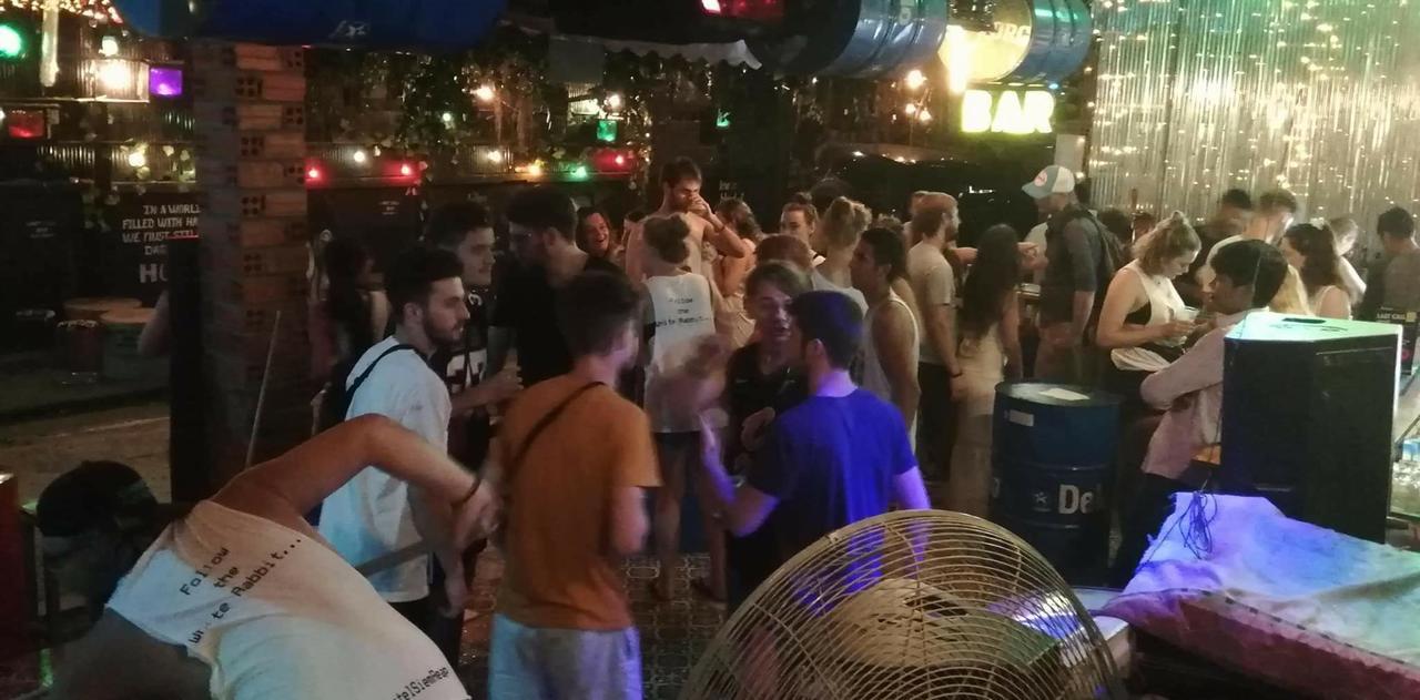 Yolo Hostel Сиемрип Экстерьер фото