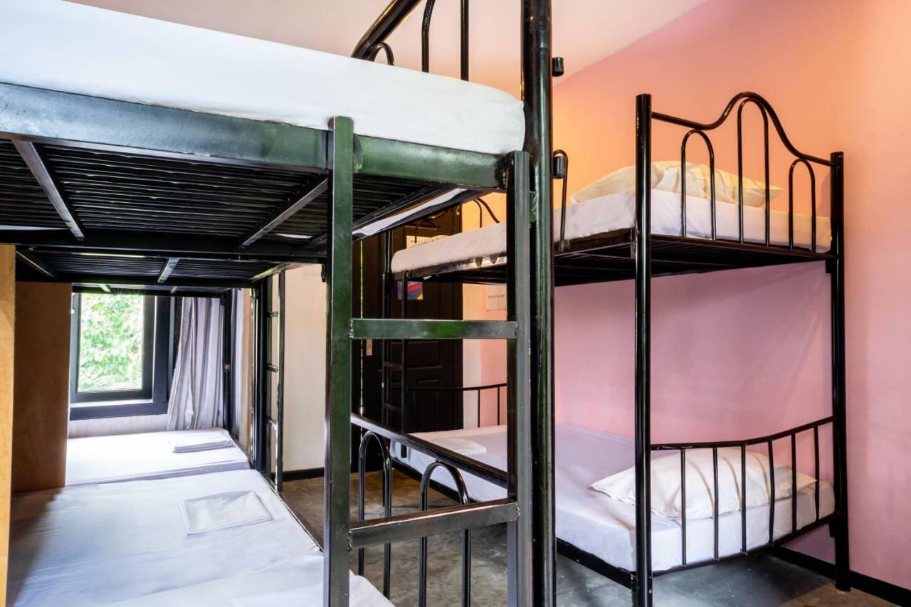 Yolo Hostel Сиемрип Экстерьер фото